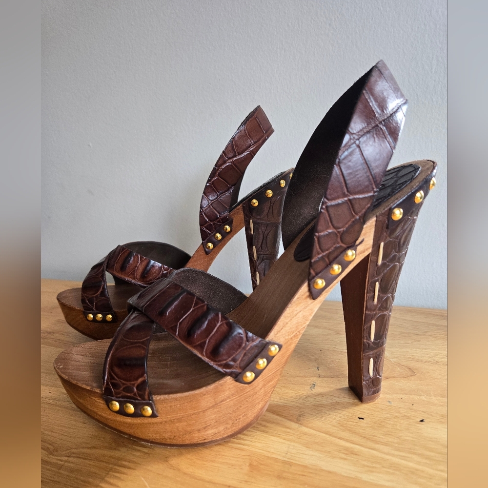 Miu Miu Brown Croc-Embossed Platform Heels